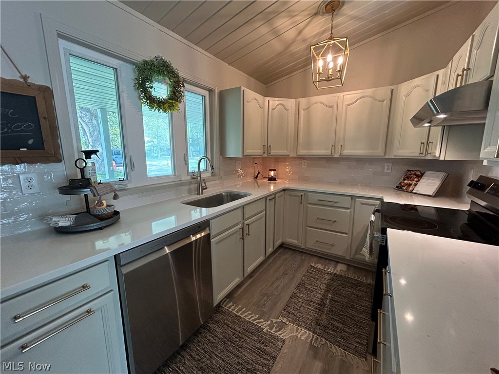 5573 Martin Vermilion OH 44089