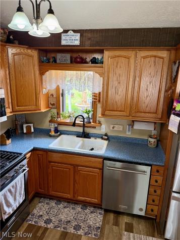 572 Hughes Drive Tallmadge OH 44278