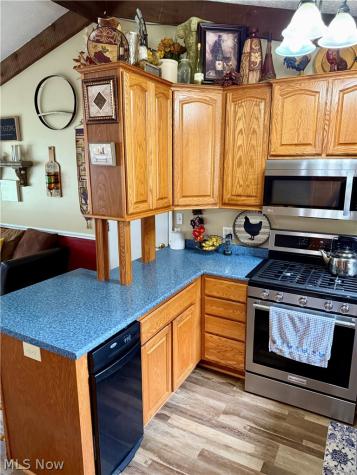 572 Hughes Drive Tallmadge OH 44278