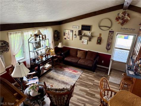 572 Hughes Drive Tallmadge OH 44278