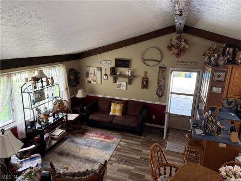 572 Hughes Drive Tallmadge OH 44278