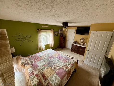 572 Hughes Drive Tallmadge OH 44278