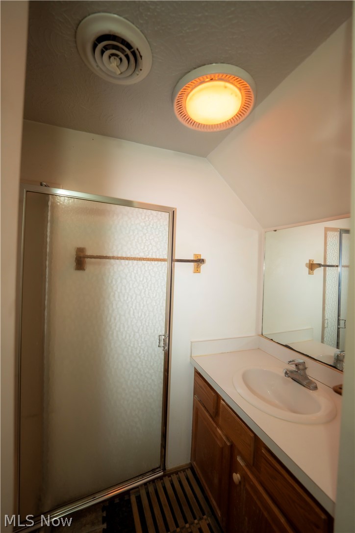 516 Walnut Street Conneaut OH 44030