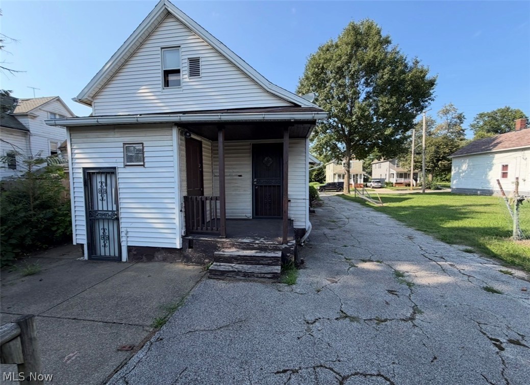 6700 Hosmer Avenue Cleveland OH 44105