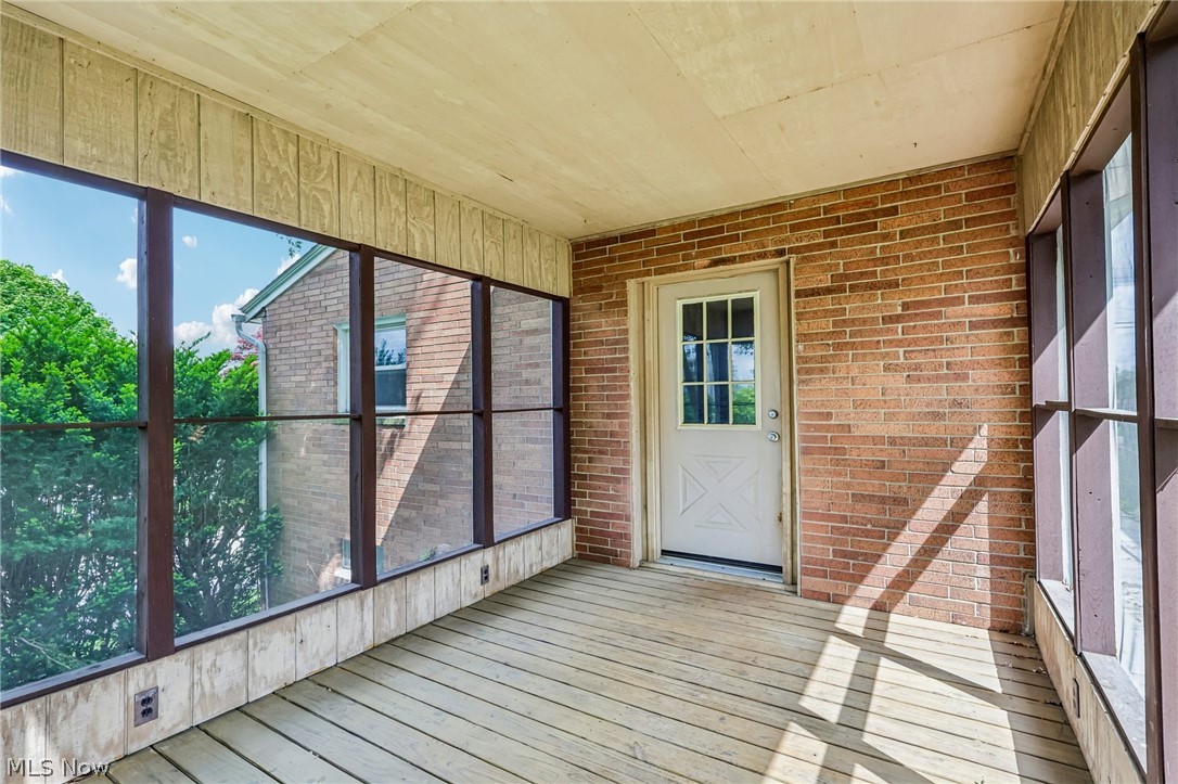322 E Cassell Avenue Barberton OH 44203
