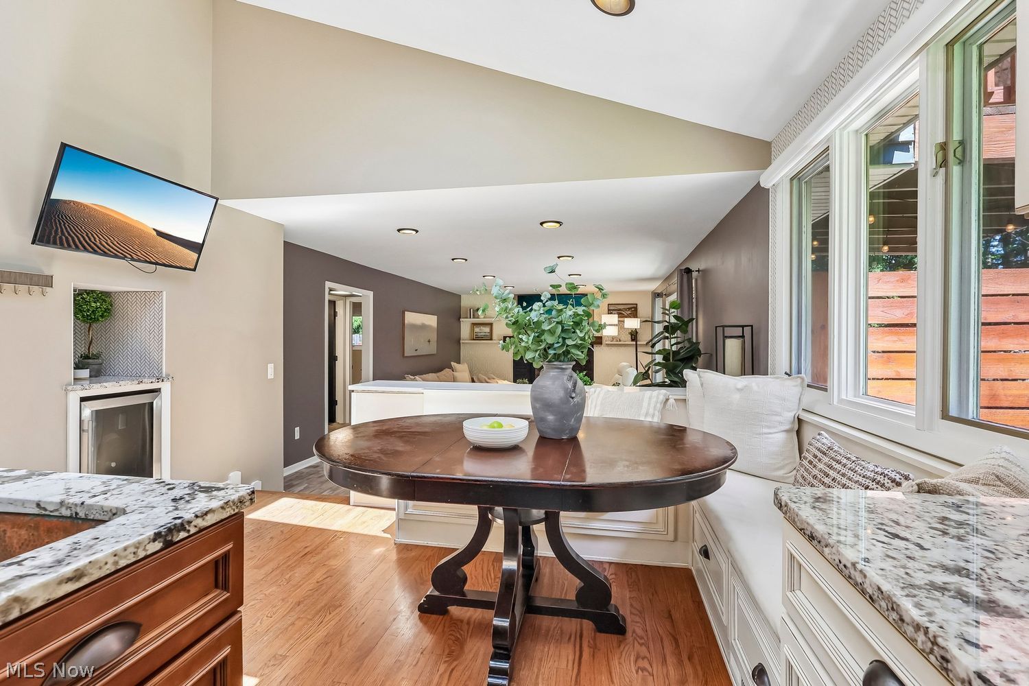 1617 Mendelssohn Drive Westlake OH 44145