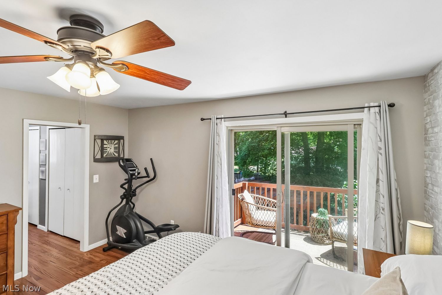 1617 Mendelssohn Drive Westlake OH 44145