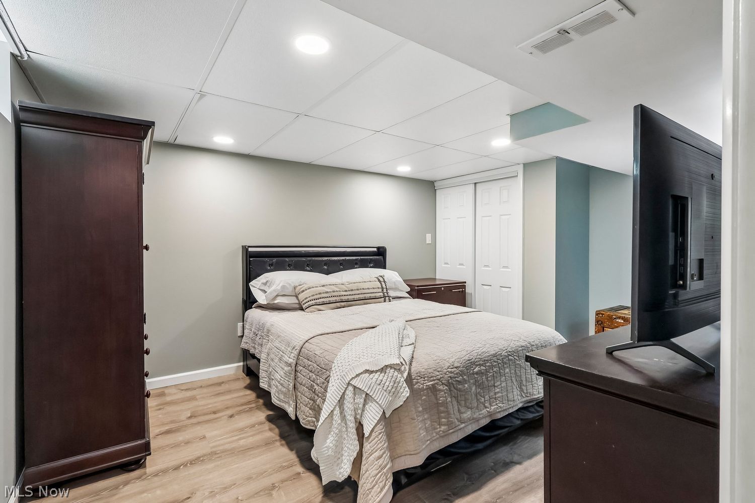 1617 Mendelssohn Drive Westlake OH 44145
