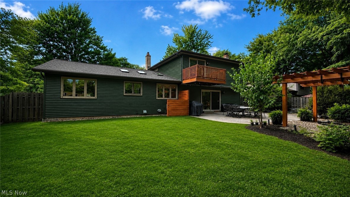 1617 Mendelssohn Drive Westlake OH 44145