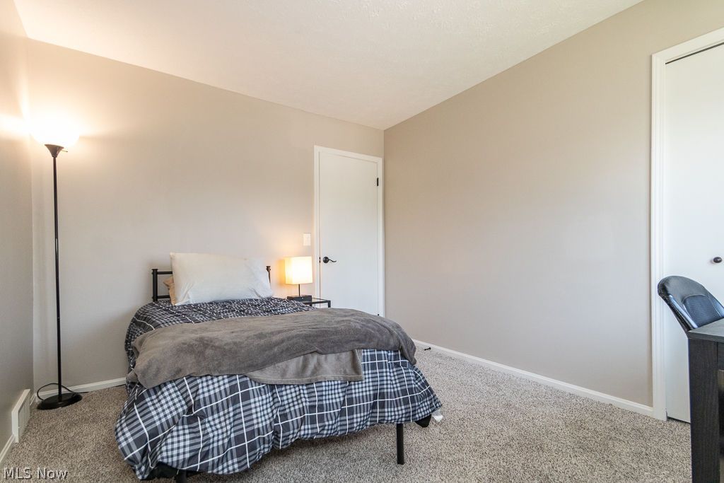 1588 Mapledale Road Wickliffe OH 44092
