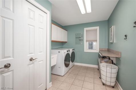 1233 Windward Lane Kent OH 44240
