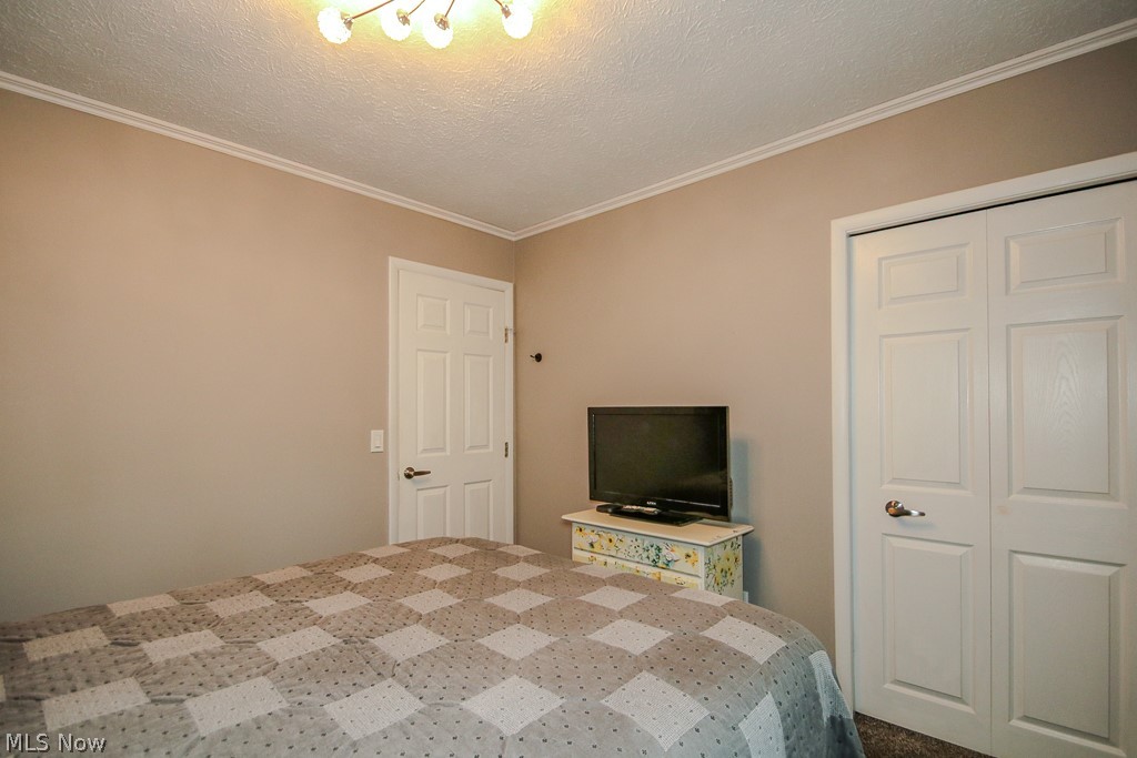 1966 Spring Grove Road Madison OH 44057