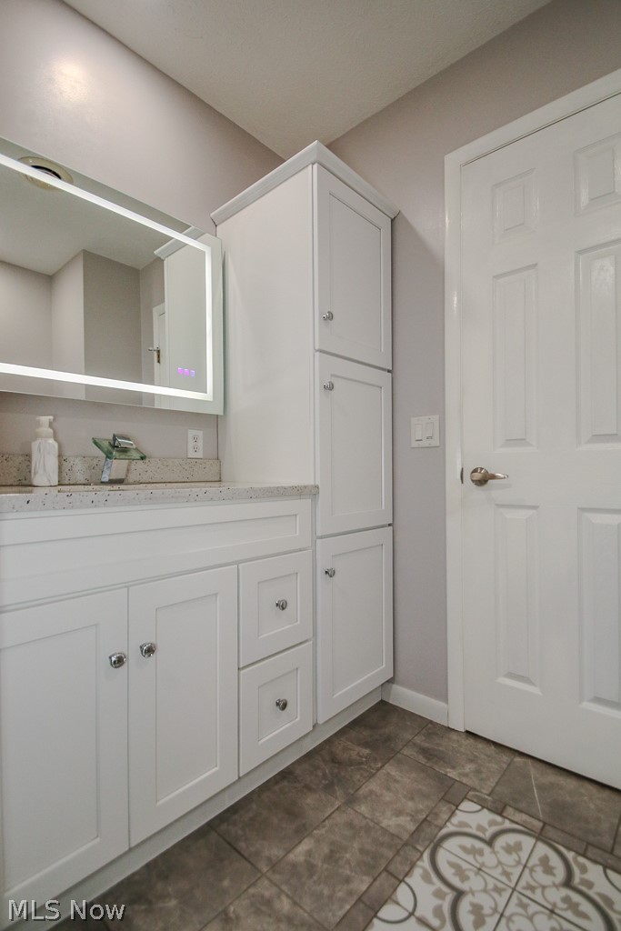 1966 Spring Grove Road Madison OH 44057