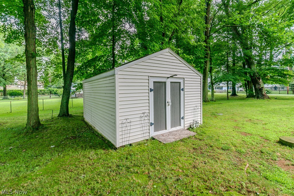 1966 Spring Grove Road Madison OH 44057