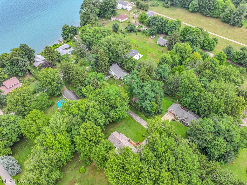 1966 Spring Grove Road Madison OH 44057