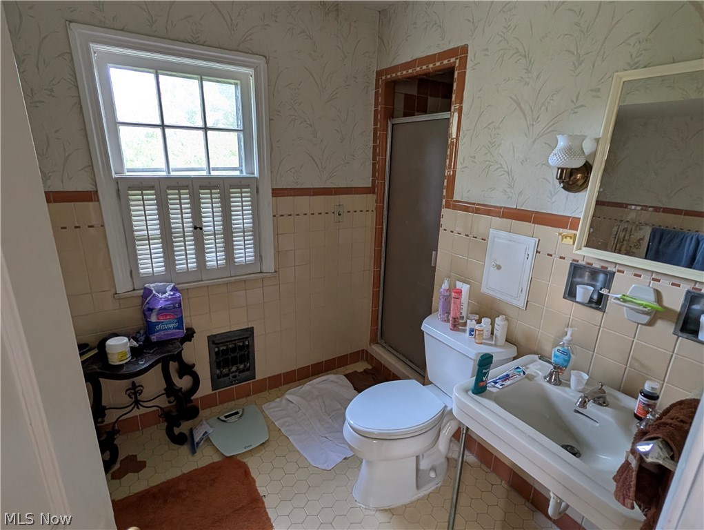 13803 Cormere Avenue Cleveland OH 44120