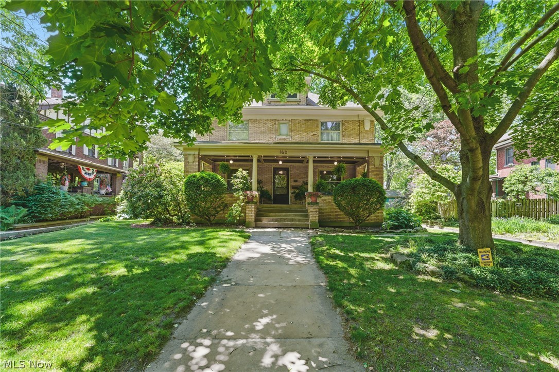 160 Oakdale Avenue Akron OH 44302