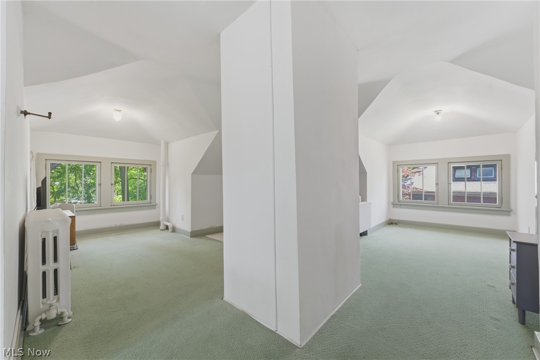 160 Oakdale Avenue Akron OH 44302
