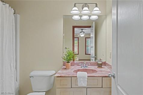 7635 Harley Hills Drive North Royalton OH 44133