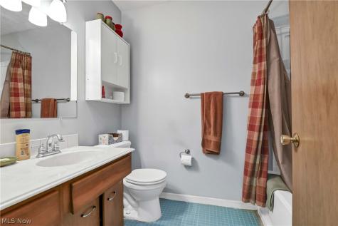 6213 Nelwood Road Parma Heights OH 44130