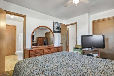6213 Nelwood Road Parma Heights OH 44130