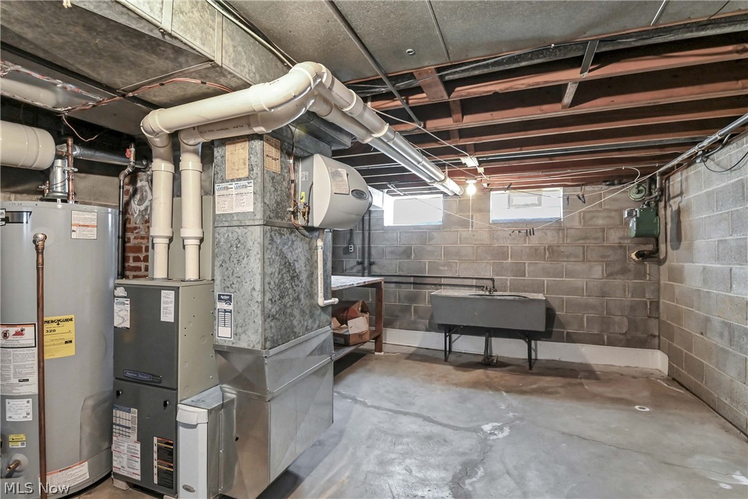 6213 Nelwood Road Parma Heights OH 44130