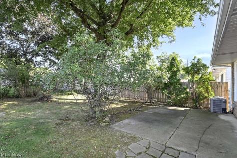 6213 Nelwood Road Parma Heights OH 44130