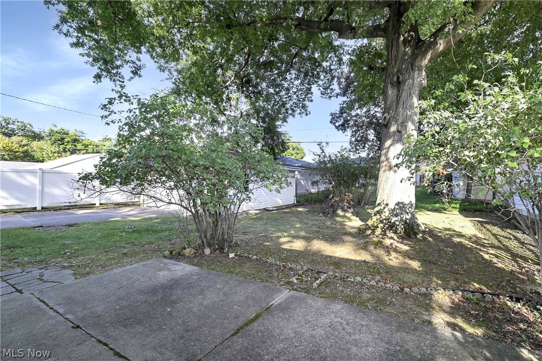 6213 Nelwood Road Parma Heights OH 44130