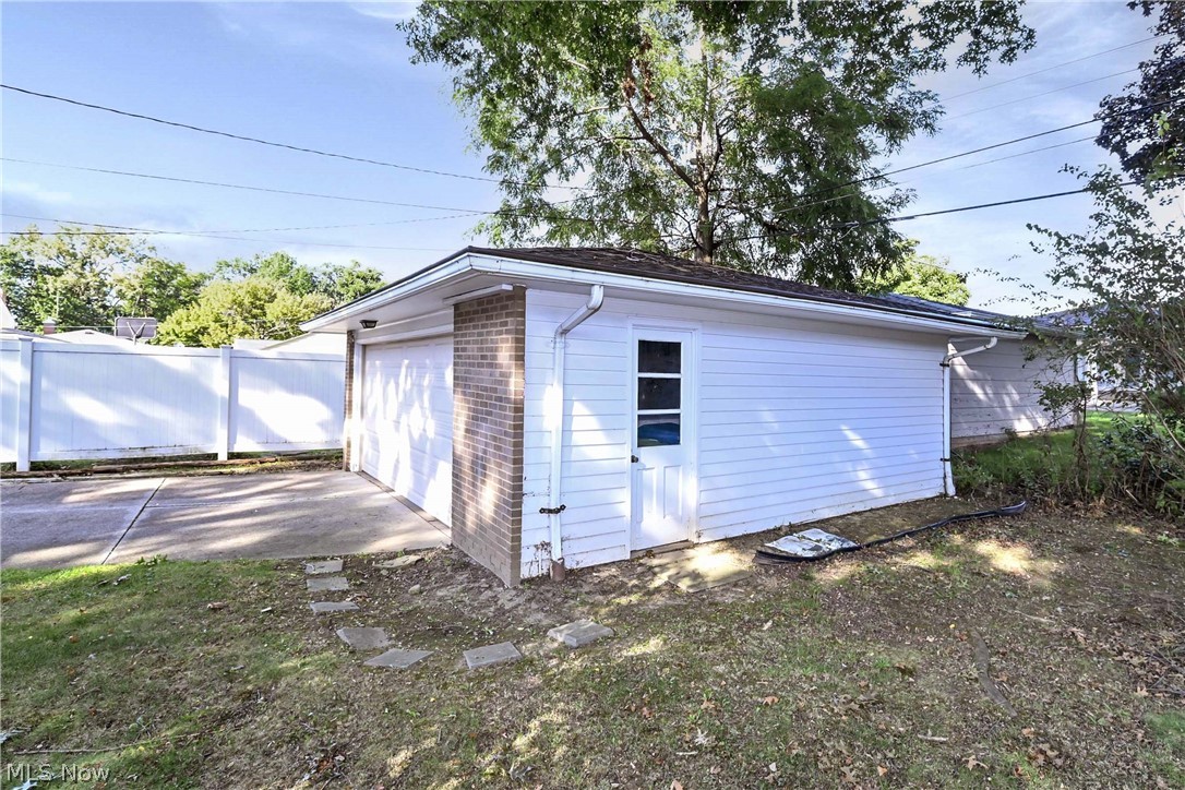 6213 Nelwood Road Parma Heights OH 44130