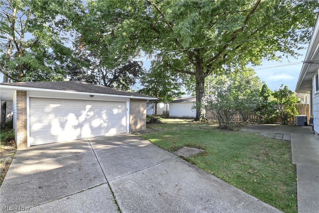 6213 Nelwood Road Parma Heights OH 44130