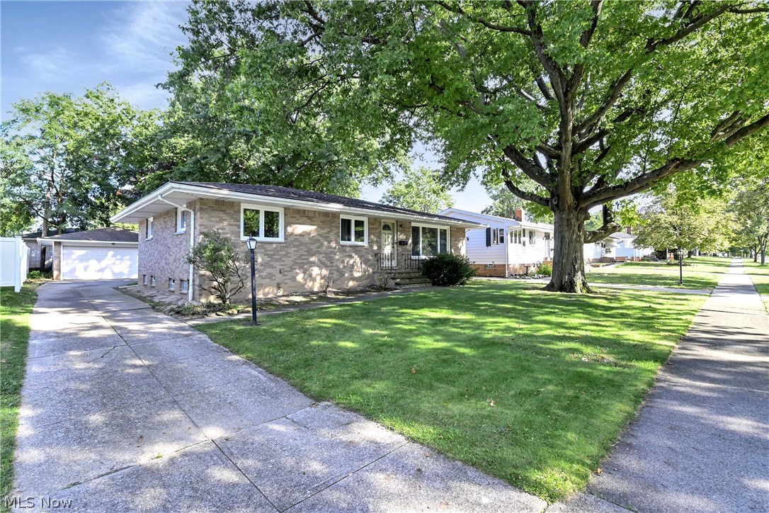 6213 Nelwood Road Parma Heights OH 44130