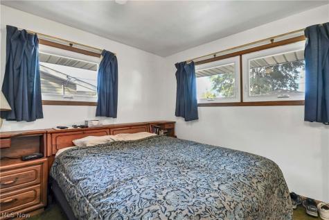 6213 Nelwood Road Parma Heights OH 44130