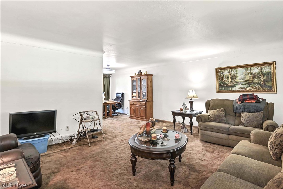 6213 Nelwood Road Parma Heights OH 44130