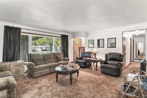 6213 Nelwood Road Parma Heights OH 44130