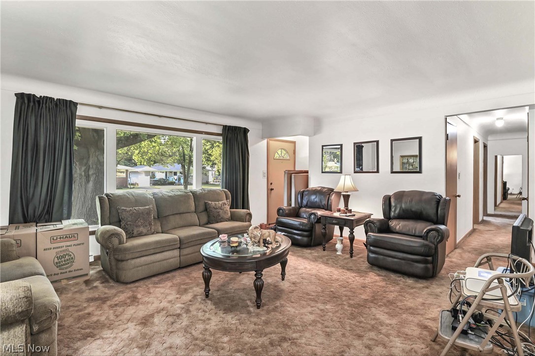 6213 Nelwood Road Parma Heights OH 44130