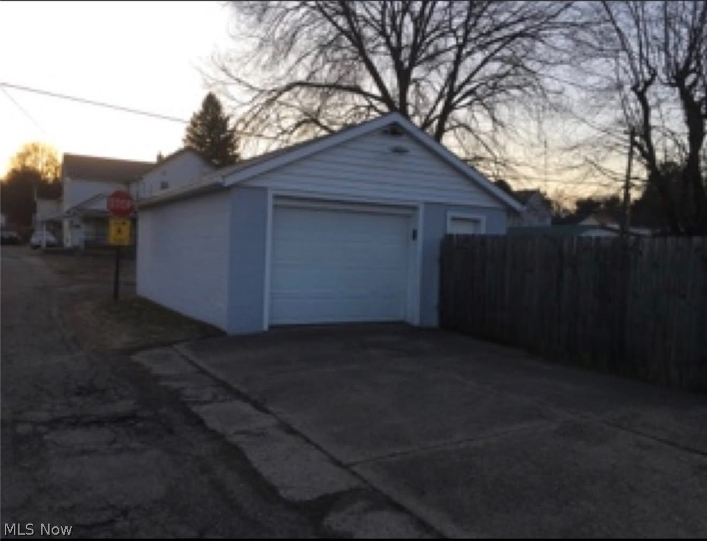 622 John Street Coshocton OH 43812