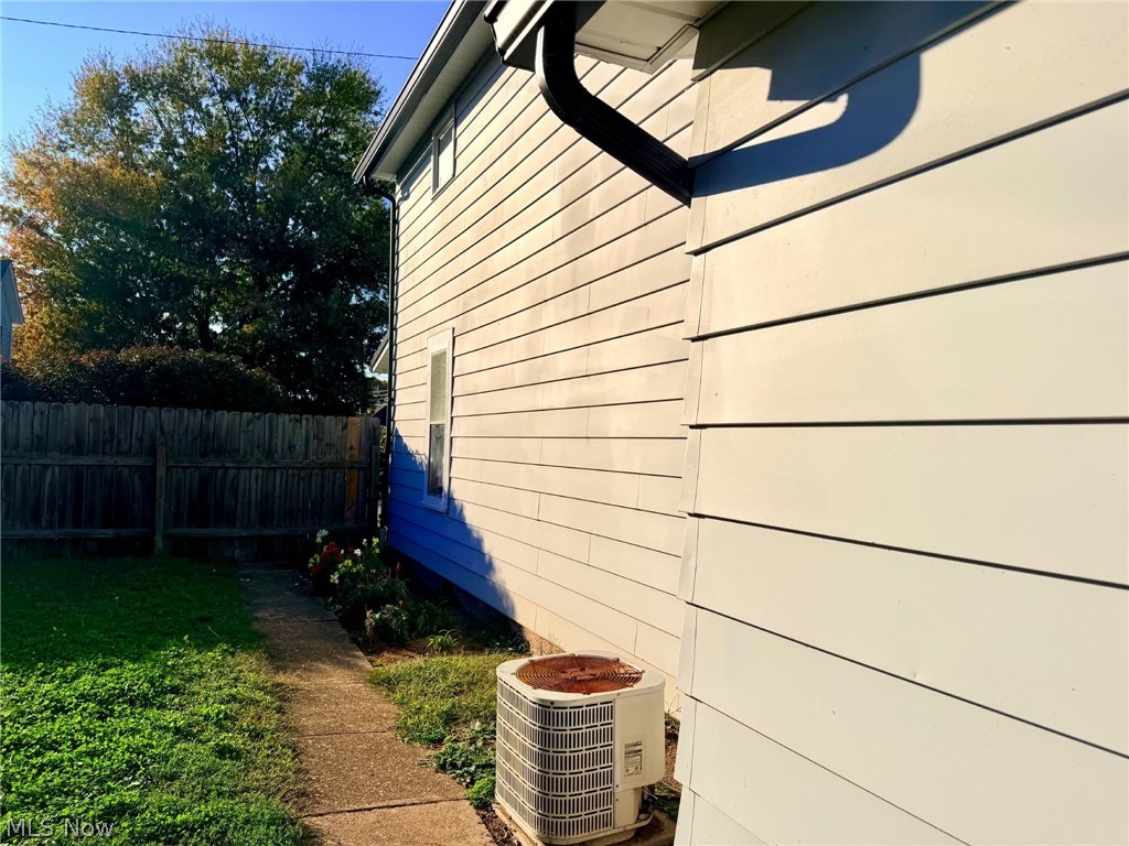622 John Street Coshocton OH 43812