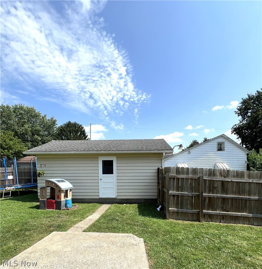 108 Thomas Street East Palestine OH 44413
