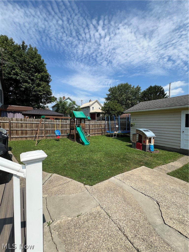 108 Thomas Street East Palestine OH 44413
