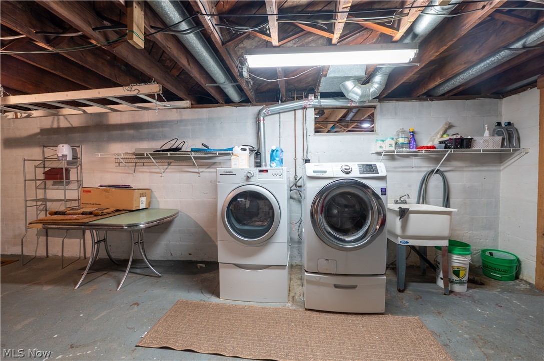 720 Miller Avenue SW Sugarcreek OH 44681