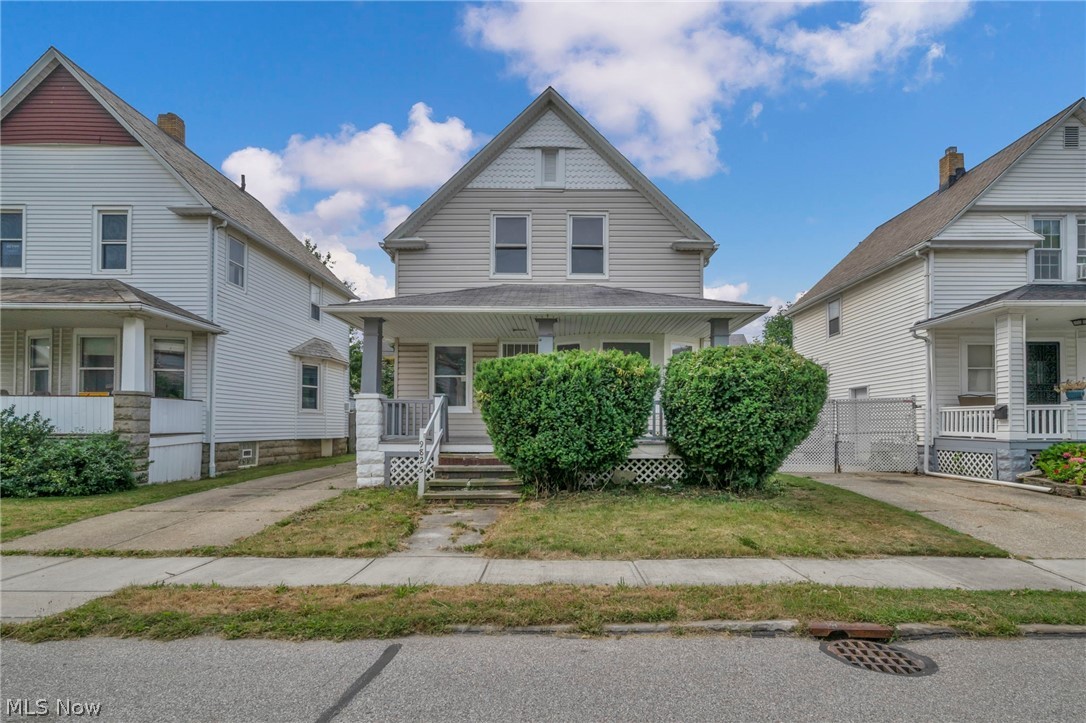 9825 Macon Avenue Cleveland OH 44102