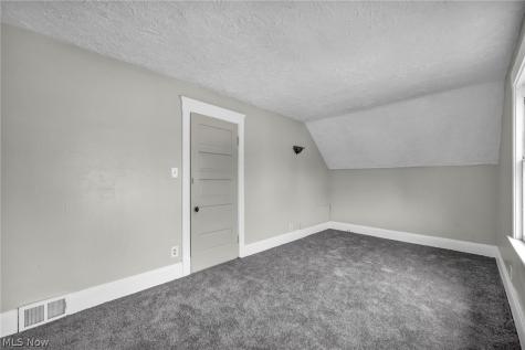 9825 Macon Avenue Cleveland OH 44102