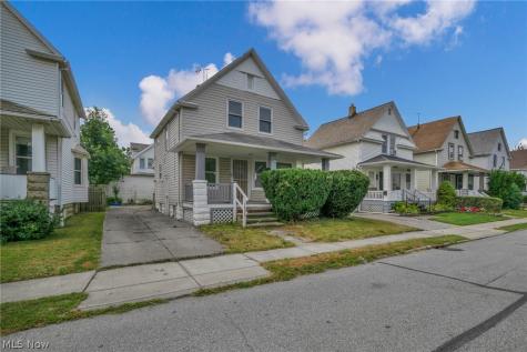 9825 Macon Avenue Cleveland OH 44102