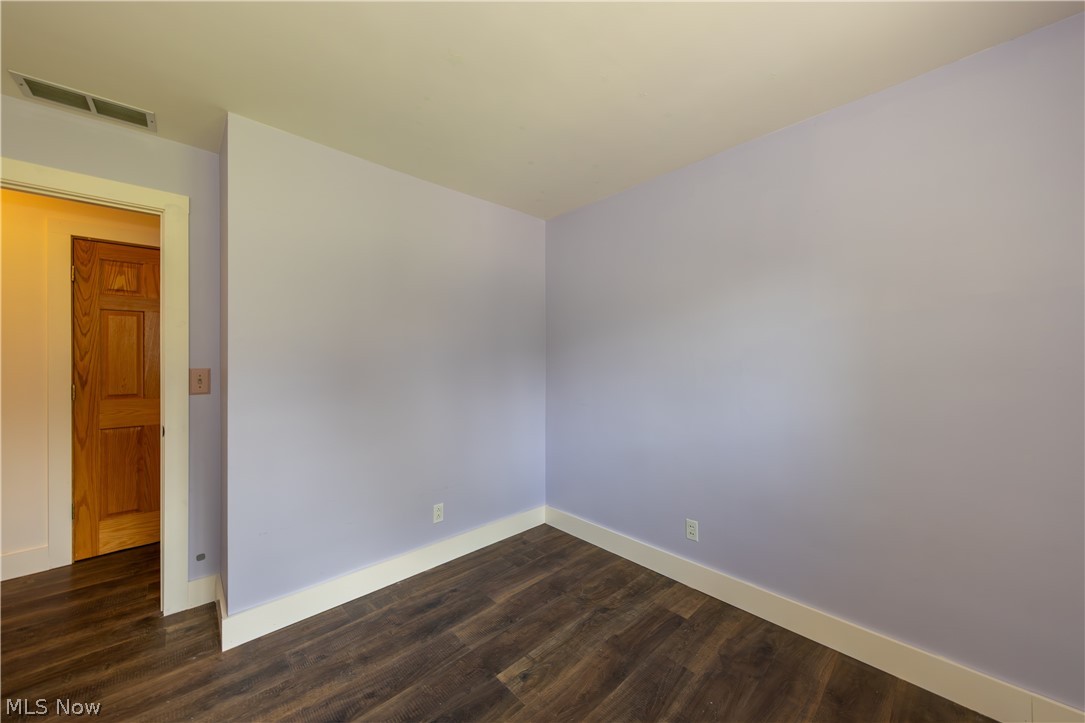 7969 Dines Road Russell OH 44072