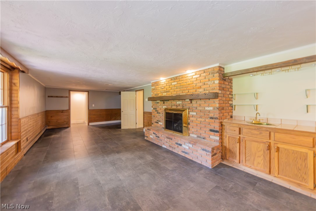 7969 Dines Road Russell OH 44072