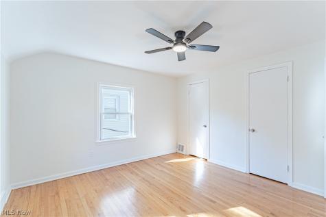 5299 Haverford Drive Lyndhurst OH 44124
