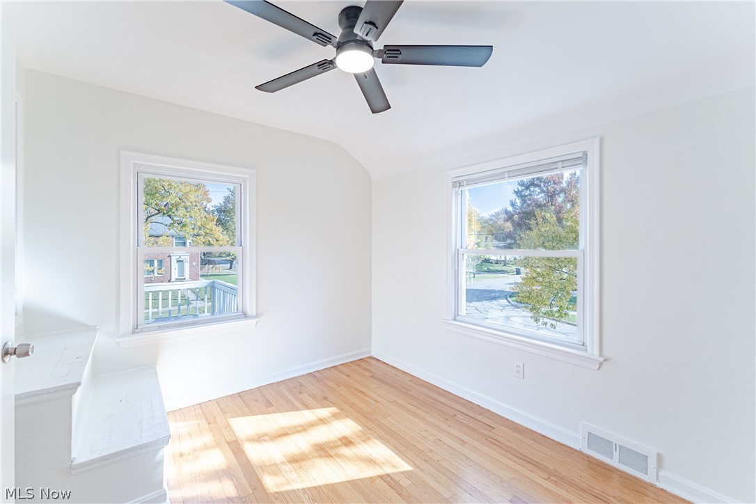 5299 Haverford Drive Lyndhurst OH 44124