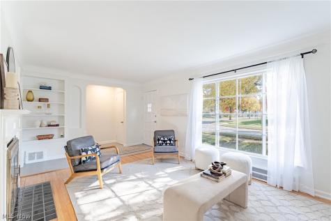 5299 Haverford Drive Lyndhurst OH 44124
