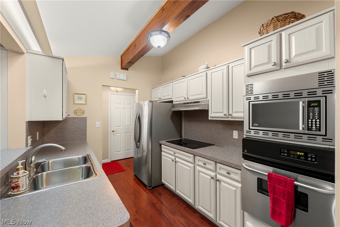 6705 Hawthorne Drive Brecksville OH 44141