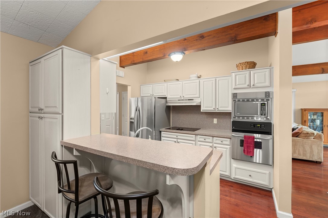 6705 Hawthorne Drive Brecksville OH 44141
